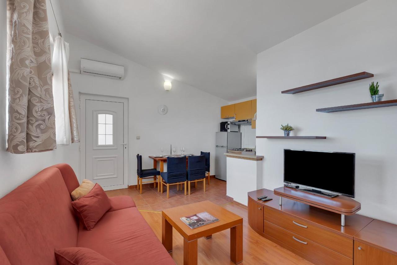 Apartmani Verica Tucepi Exterior photo